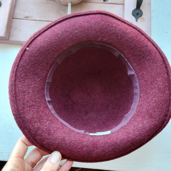 Wool Felt Hat - Picture 3 of 8